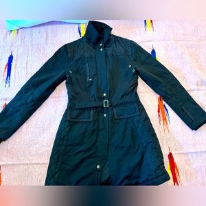 Tahari lightweight fall-winter coat.